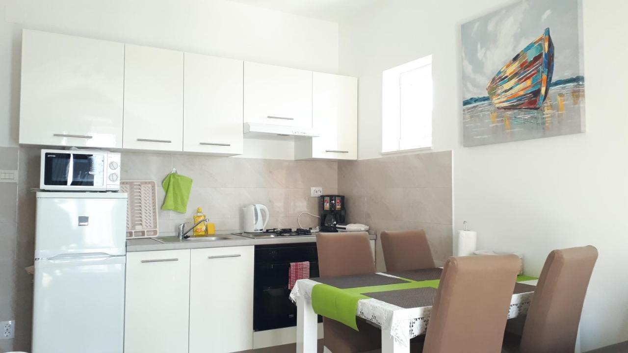 Apartments Lea ツァヴタット エクステリア 写真