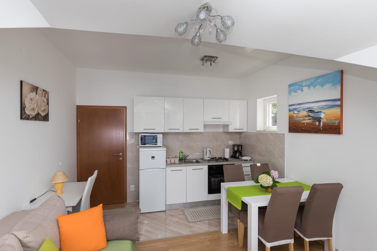 Apartments Lea ツァヴタット エクステリア 写真